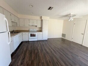 7419 Canterbury St in Spring Hill, FL - Building Photo - Building Photo