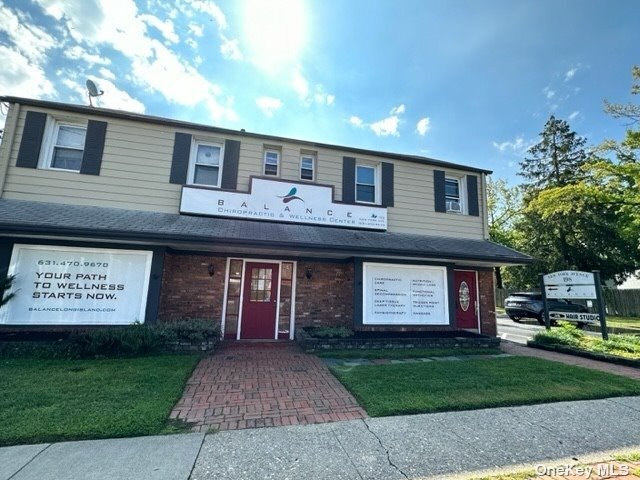 198 New York Ave-Unit -2 in Huntington, NY - Building Photo