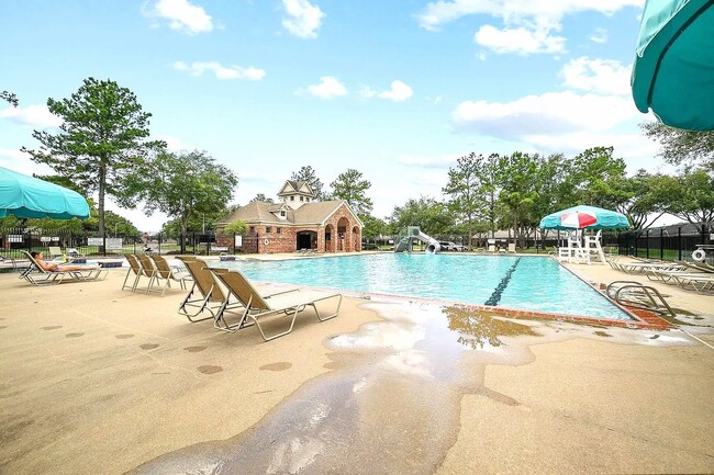 2702 Orchard Creek Ln