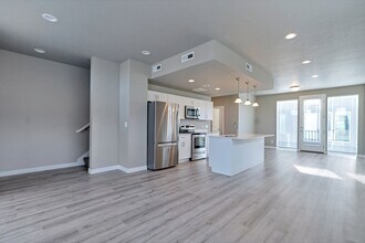 1678 S 225 E in Clearfield, UT - Building Photo - Building Photo