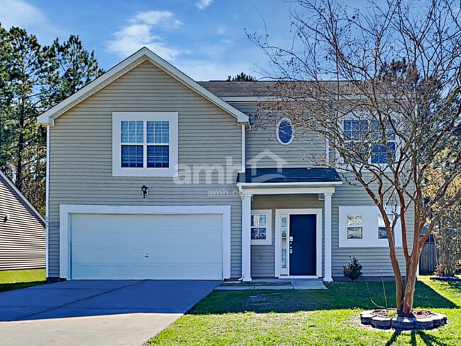 property at 577 English Oak Cir