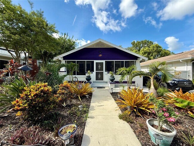 property at 1213 E Henry Ave