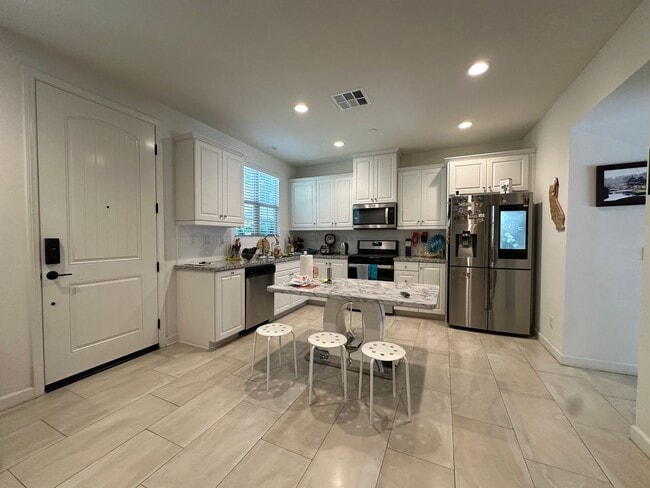 property at 191 Lantana Dr