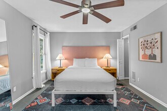 887 Juniper St NE in Atlanta, GA - Building Photo - Building Photo