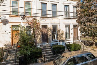 Chestnut Street in Cincinnati, OH - Building Photo - Interior Photo