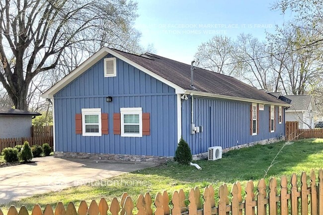 609 Eastview Cir in Franklin, TN - Building Photo - Building Photo