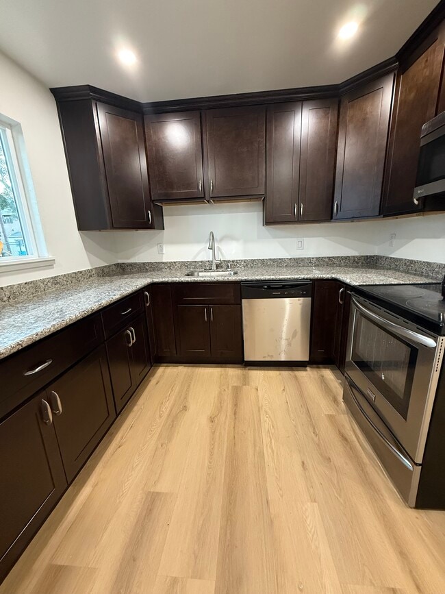 2360 Galway Ct, Unit 3