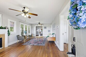 1415 W Reconciliation Way in Tulsa, OK - Building Photo - Building Photo