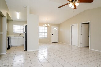 3008 SW 6th Ave in Cape Coral, FL - Building Photo - Building Photo