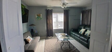 115 Duxbury Ave in Port Charlotte, FL - Building Photo - Building Photo