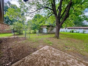 4211 Lotus Dr in Texarkana, TX - Building Photo - Building Photo