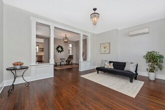 6 W 4th St in Frederick, MD - Building Photo - Building Photo