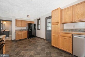 15213 Clear Spring Rd in Williamsport, MD - Foto de edificio - Building Photo