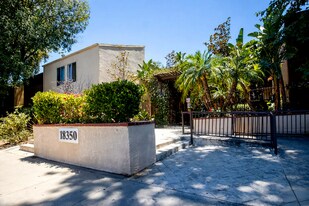 18350 Hatteras St, Unit 208 in Tarzana, CA - Building Photo