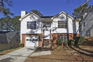 3657 River Ridge Ct in Decatur, GA - Building Photo