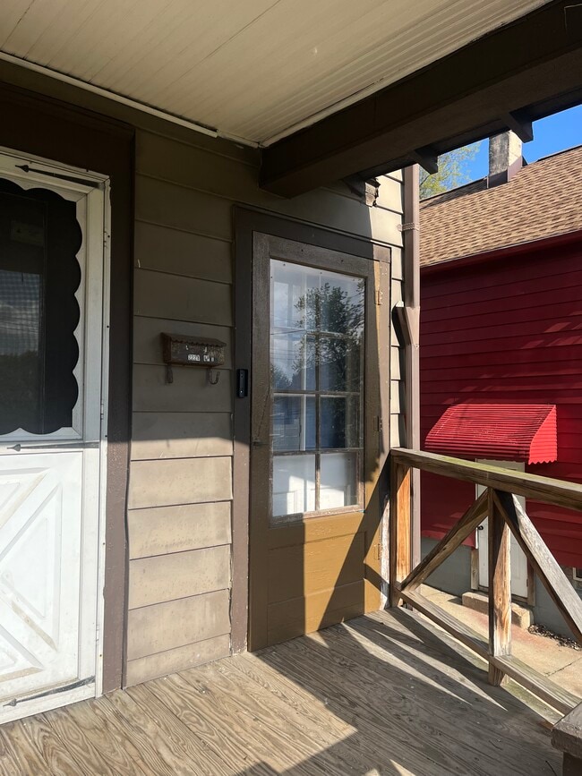 2228 7th St SW, Unit 2228 7 th st up