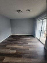 225 W McDowell Rd in Jackson, MS - Foto de edificio - Building Photo