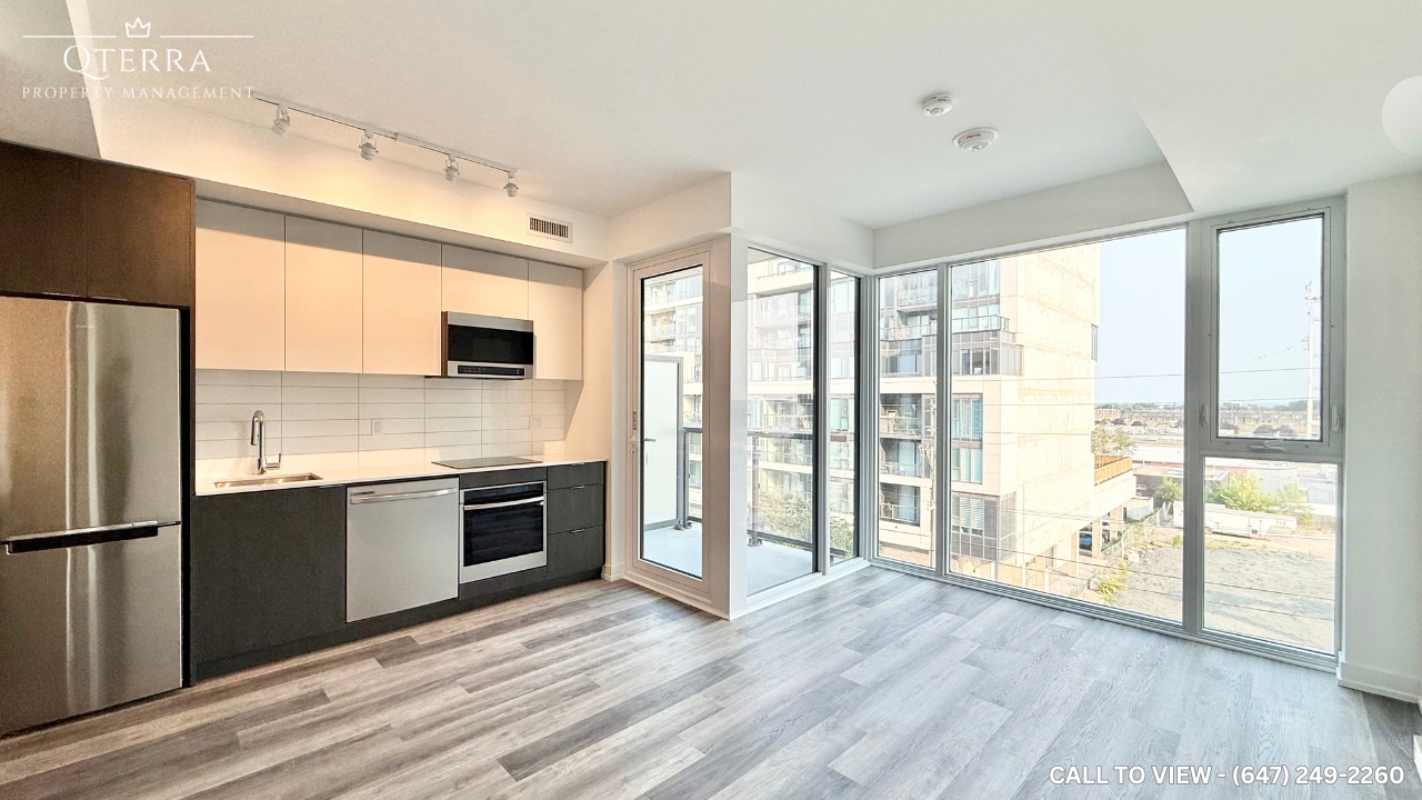 6 Chartwell Rd in Toronto, ON - Building Photo