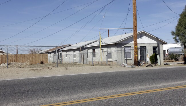 24889 Lenwood Rd in Barstow, CA - Building Photo - Building Photo