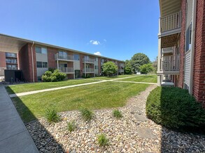 Maplewood in Ames, IA - Building Photo - Building Photo
