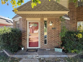 1404 SW 22nd St in Moore, OK - Building Photo - Building Photo