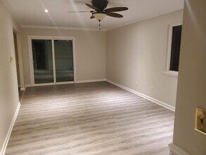 2 Ginger Dr in Lumberton, NJ - Building Photo - Building Photo