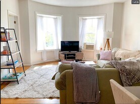 538 Massachusetts Ave in Boston, MA - Building Photo