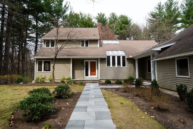 350 College Rd in Concord, MA - Building Photo - Building Photo