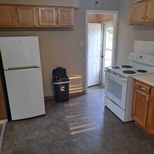 1106 Stack Ave in Salina, KS - Building Photo - Building Photo