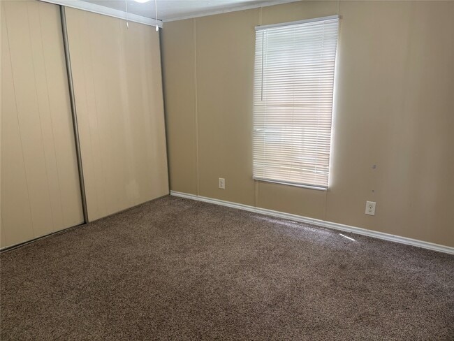 property at 14427 W Lee Shore Dr
