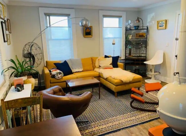 136 Clark St