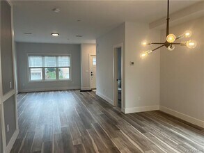 195 Park Ave in Harrison, NY - Building Photo - Building Photo