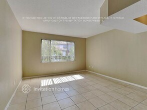 741 SW 148th Ave in Davie, FL - Foto de edificio - Building Photo