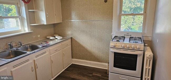 2912 Hillcrest Ave in Parkville, MD - Building Photo - Building Photo