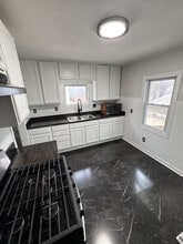 1919 S 93rd St in West Allis, WI - Building Photo - Building Photo