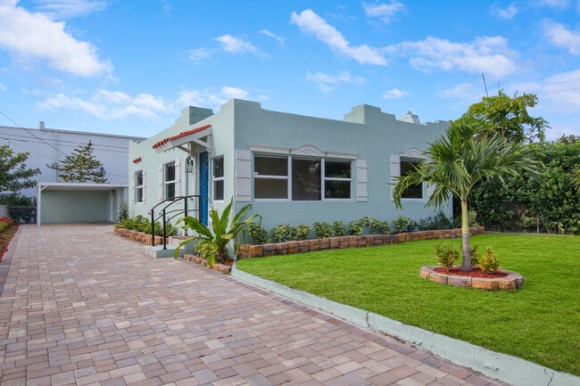 property at 422 Oxford St