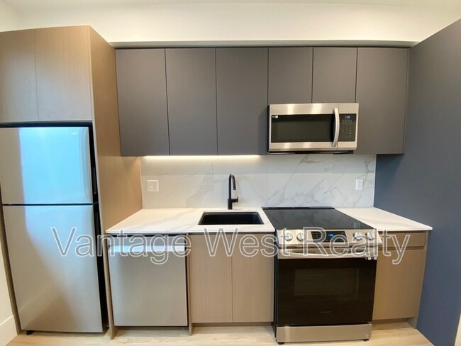 property at 720-720 K. L. O. Rd