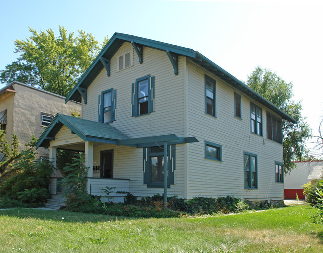 1317 W State St in Boise, ID - Foto de edificio - Building Photo