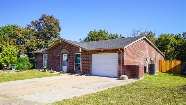 1221 Cove Dr in Garland, TX - Building Photo - Building Photo