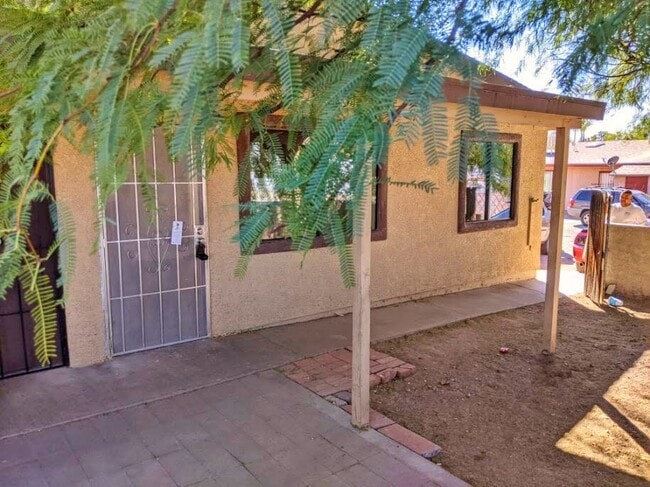 415 E Thoroughbred St, Unit 415