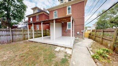 978 Linwood Ave in Columbus, OH - Building Photo - Building Photo