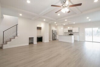 2098 Ireland Wy in Clarksville, TN - Building Photo - Building Photo