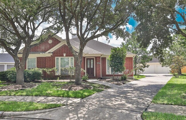property at 26738 Abbey Springs Ln