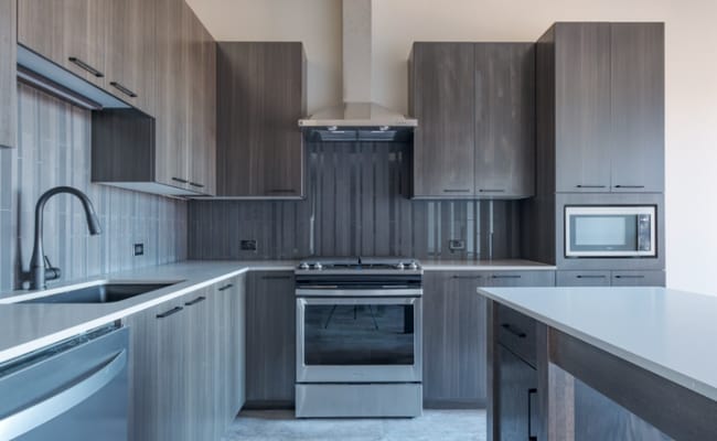 property at 937 W Washington Blvd