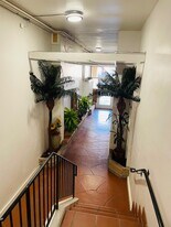 1565 4th St, Unit 9 in San Rafael, CA - Building Photo