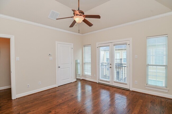 property at 5813 Washington Ave