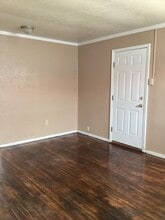1005 E Brazos St in Portales, NM - Building Photo - Building Photo