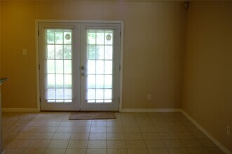 6310 French Chateau Dr in Houston, TX - Building Photo - Building Photo