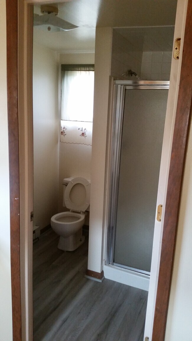 3132 West St Apartments and Nearby Weirton Apartments For Rent