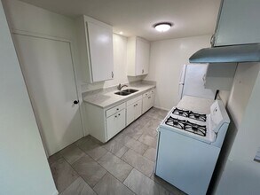 11170 Poplar St in Loma Linda, CA - Building Photo - Building Photo